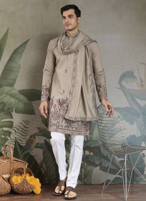 Attrective These Party Wear Readymade Kurta With Dupatta Pair in Fine Colored.These Kurta And Dupatta Are Viscose Silk Fabricated on Pair.Its Beautified With Designer Thread,Sequance Embroidery Work.