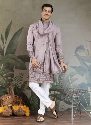 Attrective These Party Wear Readymade Kurta With Dupatta Pair in Fine Colored.These Kurta And Dupatta Are Viscose Silk Fabricated on Pair.Its Beautified With Designer Thread,Sequance Embroidery Work.