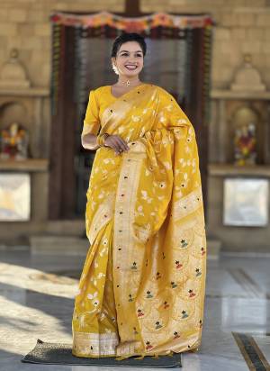Attrective Looking These Party Wear Saree in Fine Colored.These Saree And Blouse is Fabricated On Soft Banarasi Silk.Its Beautified With Weaving Jacquard Designer.