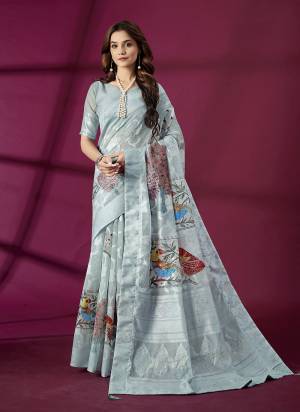 Attrective Look These Party Wear Saree in Fine Colored.These Saree And Blouse is Fabricated On Rich Silk.Its Beautified With Wevon Jacquard Designer,Printed.