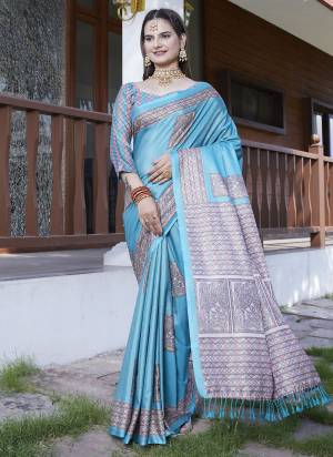 Attractive These Party Wear Saree in Fine Colored Pair With Blouse.These Saree Are Crepe and Blouse Are Fabricated On Crepe.Its Beautified With  Wevon Jari Designer With Digital Printed.