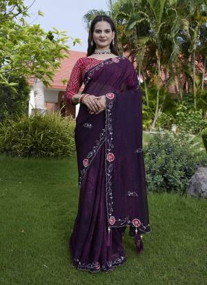 Looking These Party Wear Saree in Fine Colored Pair With Blouse.These Saree Are Chiffon and Blouse Are Fabricated On Gajji Silk.Its Beautified With Designer Patch, Calcutta Zardishi,Diamond Hand Embroidery Work.