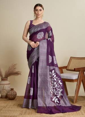 Garb This Party Wear Saree Paired With Blouse.This Saree And Blouse Are Soft Silk Fabric With Wevon Lining,Butti Designer. Buy This Pretty Saree Now.