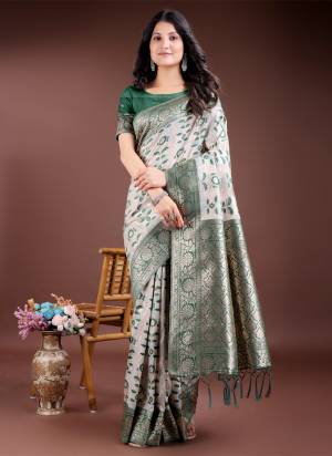Looking These Party Wear Saree in Fine Colored.These Saree And Blouse is Fabricated On Linen Cotton.Its Beautified With Weavon Jacquatd Designer.