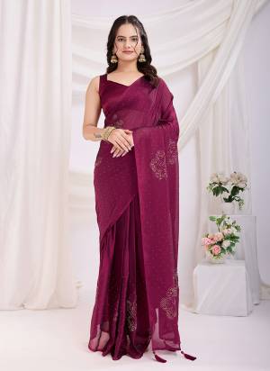 Attractive These Party Wear Ready To Wear Saree in Fine Colored.These Saree Are Rangoli Silk And Blouse is Art Silk Fabricated.Its Beautified With Designer Diamond Work.
