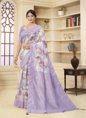 Attractive Look These Party Wear Saree in Fine Colored.These Saree And Blouse is Fabricated On Rich Silk.Its Beautified With Wevon Jacquard Designer,Printed.