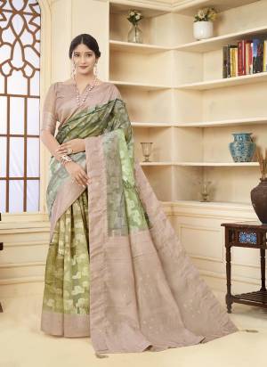 Attractive Look These Party Wear Saree in Fine Colored.These Saree And Blouse is Fabricated On Rich Silk.Its Beautified With Wevon Jacquard Designer,Printed.