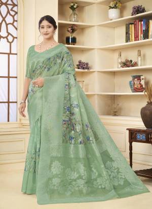 Attractive Look These Party Wear Saree in Fine Colored.These Saree And Blouse is Fabricated On Rich Silk.Its Beautified With Wevon Jacquard Designer,Printed.