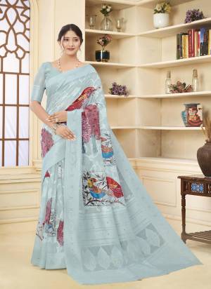 Attractive Look These Party Wear Saree in Fine Colored.These Saree And Blouse is Fabricated On Rich Silk.Its Beautified With Wevon Jacquard Designer,Printed.