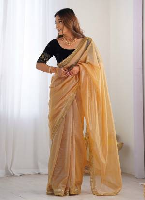 Attrctive Looking These Party Wear Saree in Fine Colored.These Saree Are Twill Net And Blouse is Velvet Fabricated.Its Beautified With Designer Rich Gold Jari,Sequance Embroidery Work.