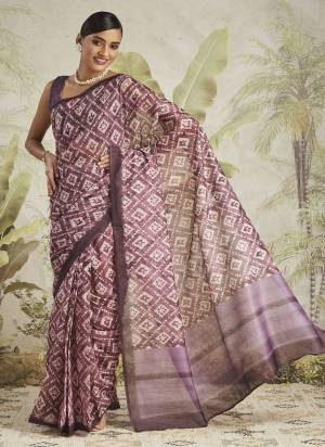 Attractive These Party Wear Ready To Wear Saree in Fine Colored.These Saree Are Chanderi Cotton And Blouse is Chanderi Cotton Fabricated.Its Beautified With Designer Digital Printed.