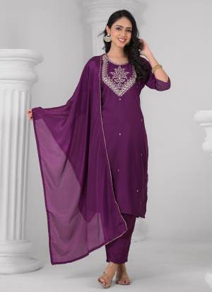 Attractive These Designer Suit in Fine Colored Pair With Bottom And Dupatta.These Top Are Rayon And Bottom Are Fabricated On Rayon Pair With Nazneen Dupatta.Its Beautified With Designer Embroidery Work.