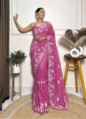 Looking These Party Wear Saree in Fine Colored.These Saree Are Crunchy And Blouse is Crunchy Fabricated.Its Beautified With Designer Thread Embroidery Border.