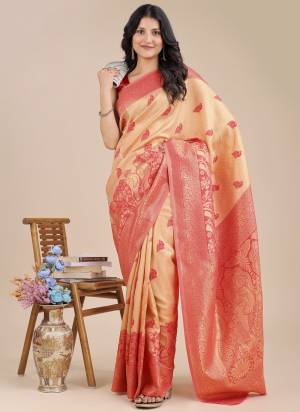 Garb These Fastive Wear Saree in Fine Colored.These Saree And Blouse is Fabricated On Banarasi Silk.Its Beautified With Weavon Jacquard Designer.