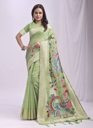 Garb These Fastive Wear Saree in Fine Colored.These Saree And Blouse is Fabricated On Linen Cotton.Its Beautified With Weavon Jacquard Designer.