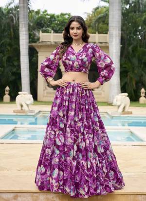 For A Fancy Designer Look,Grab These Lehenga And Choli in Fine Colored.These Lehenga And Choli Are Faux Georgette Are Fabricated Pair.Its Beautified With Designer Mill Printed.
