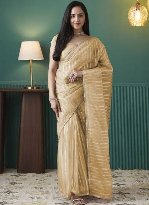 Attractive These Party Wear Ready To Wear Saree in Fine Colored.These Saree Are Organza And Blouse is Organza Fabricated.Its Beautified With Wevon Lining Designer With Lace Border.