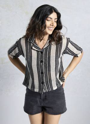 Garb These Beautiful Looking Readymade Crocks Shirt.These Shirt is Fabricated On Knited.Its Beautified With Wevon Designer.
