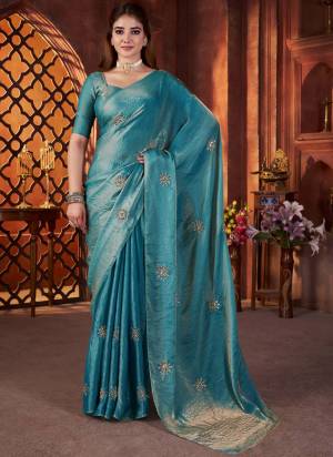Garb These Party Wear Saree in Fine Colored.These Saree Are Fandy Satin Silk And Blouse is Fandy Satin Silk Fabricated.Its Beautified With Designer Beads And Pipe Hand Work.