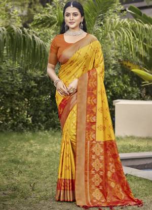 Looking These Fastive And Party Wear Saree in Fine Colored.These Saree And Blouse is Fabricated On Pochampalli Silk.Its Beautified With Wevon Designer.