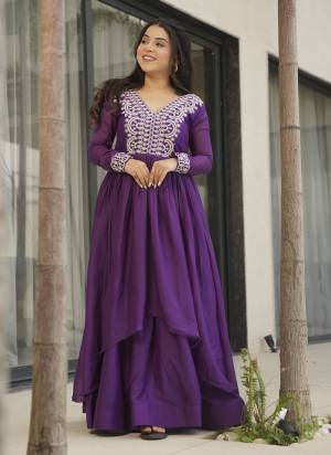  Looking These Beautiful Looking Readymade Long Gown.These Gown is Fabricated On Star Georgette.Its Beautified With Designer Beads,Sequance Embroidery Work.