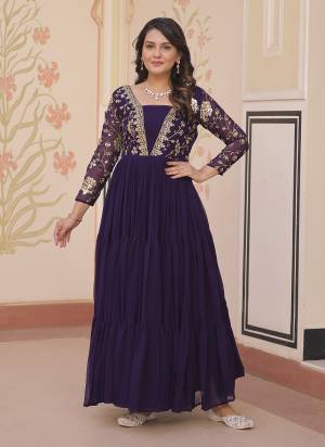 Garb These Beautiful Looking Party Wear Readymade Long Gown.These Gown is Fabricated On Faux Georgette.Its Beautified With Designer Jari,Sequance Embroidary Work.