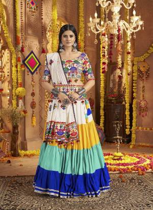 Attrective These Navratri Special Lehenga Choli in Fine Colored.These Lehenga Are Viscose Cotton And Blouse Are Viscose Cotton And Dupatta Are Fabricated On Viscose Cotton.Its Beautified With Designer Multy Thread,Mirror Embroidery Work.