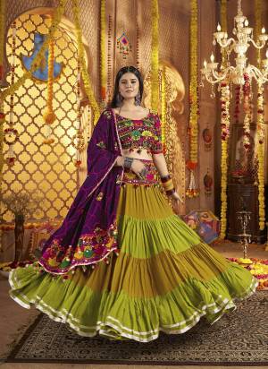 Attrective These Navratri Special Lehenga Choli in Fine Colored.These Lehenga Are Viscose Cotton And Blouse Are Viscose Cotton And Dupatta Are Fabricated On Viscose Cotton.Its Beautified With Designer Multy Thread,Mirror Embroidery Work.
