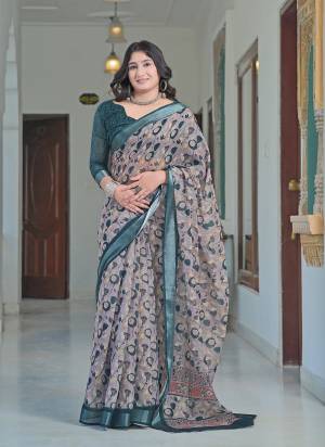Garb These Fastive Saree in Fine Colored.These Saree Are Linen Cotton And Blouse is Fabricated On Linen Cotton Pair.Its Beautified With Wevon Jari Border With Designer Digital Printed.