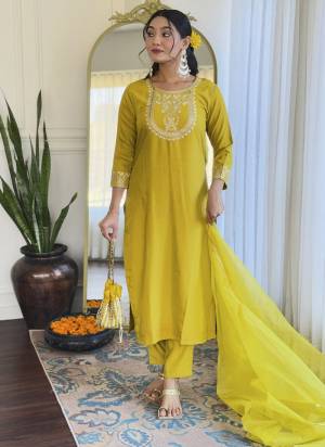 Garb These Suit in Fine Colored Pair With Bottom And Dupatta.These Top And Bottom Are Fabricated On Rayon Slub Pair With Organza Dupatta.Its Beautified With Designer Embroidery Work.