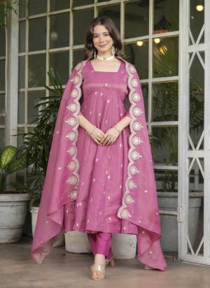 Attractive These Suit in Fine Colored Pair With Bottom And Dupatta.These Top And Bottom Are Fabricated On Silk Pair With Silk Dupatta.Its Beautified With Designer Embroidery Work.