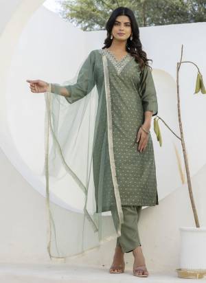 Attractive These Beautiful Readymade Suits With Dupatta.These Suit is Fabricated On Top Are Chanderi Silk And Bottom Are Silk And Net Dupatta .Its Beautified With Designer Embroidery Work.