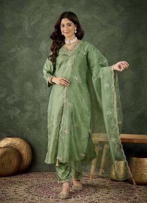 Garb These Beautiful Readymade Suits With Dupatta.These Suit is Fabricated On Top Are Silk Blend And Bottom Are Silk Blend And Organza Dupatta .Its Beautified With Designer Embroidery Work.