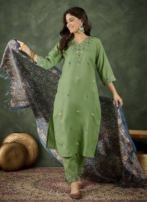 Looking These Beautiful Readymade Suits With Dupatta.These Suit is Fabricated On Top Are Cotton Blend And Bottom Are Cotton Blend And Organza Dupatta .Its Beautified With Designer Embroidery Work With Printed Dupatta.