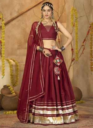 Looking These Navratri Wear Lehenga Choli in Fine Colored.These Lehenga Are Silk Crepe Choli Are Silk And Dupatta Are Fabricated On Georgette Pair.Its Beautified With Designer Lace Work.
