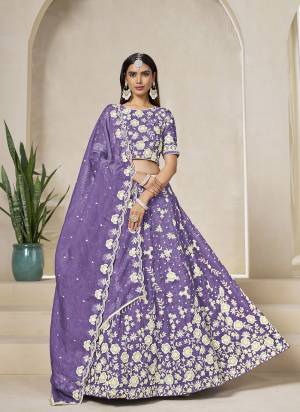For A Designer Look,Grab These Lehenga Choli in Fine Colored.These Lehenga And Blouse Are Fabricated On Gold Crush Pair With Gold Crush Dupatta.Its Beautified With Designer Sequance Embroidery Work.
