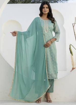 Attractive These Beautiful Readymade Suits With Dupatta.These Suit is Fabricated On Top Are Chanderi Silk And Bottom Are Silk And Nazneen Dupatta .Its Beautified With Designer Embroidery Work.