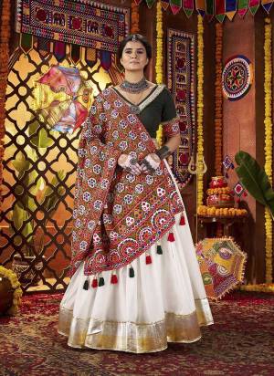Attrective These Navratri Special Lehenga Choli in Fine Colored.These Lehenga Are Silk And Blouse Are Viscose Cotton And Dupatta Are Fabricated On Cotton.Its Beautified With Designer Multy Thread,Mirror Embroidery Work.