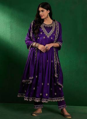 Looking These Suit in Fine Colored Pair With Bottom And Dupatta.These Top Are CP Vichitra And Bottom Are Fabricated On CP Vichitra Pair With CP Vichitra Dupatta.Its Beautified With Designer Embroidery Work.