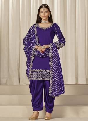 Looking These Beautiful Party Wear Fine Color Salwar Suits.These Top Are Roman Silk And Dupatta Are Organza And Bottom Santoon Fabricated.Its Beautified With Designer Embroidery Work.