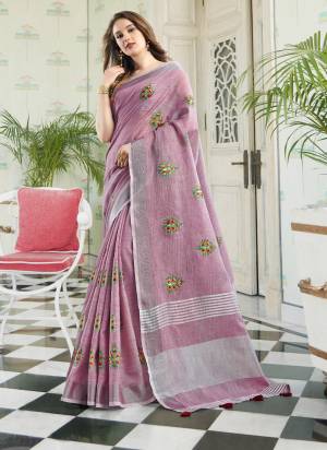 Garb These Fastive And Party Wear Saree in Fine Colored.These Saree And Blouse is Fabricated On Linen.Its Beautified With Heavy Woven Pallu Border Designer With Thread Embroidery Work.