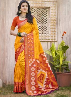 Garb These Fastive And Party Wear Saree in Fine Colored.These Saree And Blouse is Fabricated On Pochampalli Silk.Its Beautified With Heavy Woven Designer.