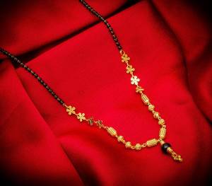 Rich And Elegant Looking Designer Mangalsutra Is Here In Golden Color. It Is Light Weight Which Is Easy To Carry All Day Long With Any Colored Attire. Buy Now.