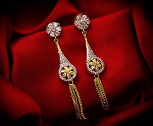 Here Is A Very Pretty Pair Of Simple And Elegant Looking Earring Set In Golden Color. It Has Pretty Unique pattern With Attractive Diamond Work. You can Pair This Even With Simple Attire As Well As A Heavy One. This Pretty Evergreen Design Compliments Any Kind Of Attire You Wear.?