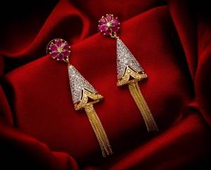 Here Is A Very Pretty Pair Of Simple And Elegant Looking Earring Set In Golden Color. It Has Pretty Unique pattern With Attractive Diamond Work. You can Pair This Even With Simple Attire As Well As A Heavy One. This Pretty Evergreen Design Compliments Any Kind Of Attire You Wear.?