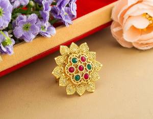 Here Is Royal Looking Designer Finger Ring In Golden Color Beautified With Stone Work. The Rich Golden Color And Pattern Will Give An Elegant Look To Your Hand, Buy Now