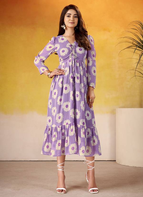Fuchsia Resham Thread Viscose Anarkali Kurti